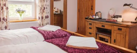 The Little Crown Inn Отели в г. Гетр Фор