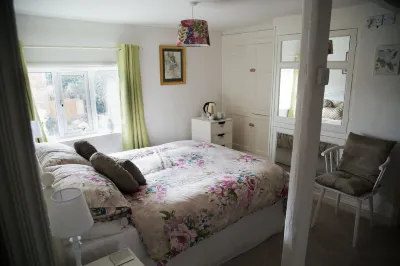Olive Tree Guest House Hotels in Cheadle