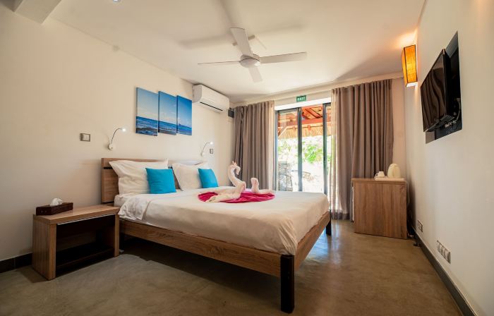Toparadis Guest House