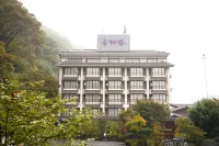 Wakamiro Hotels in Hokuto