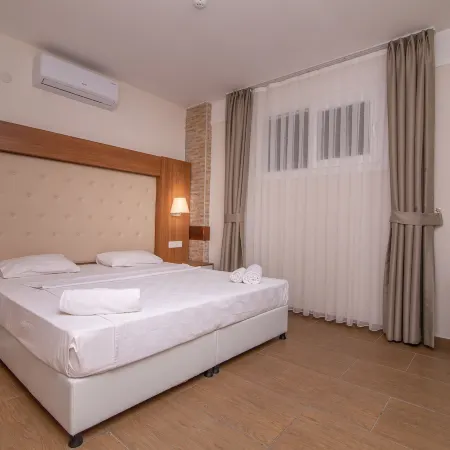 Ponz Hotel