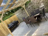 6 Eyre Square Lane - 3-Star