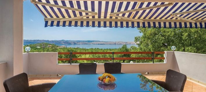 Apartments Paola Hotels in Općina Karlobag