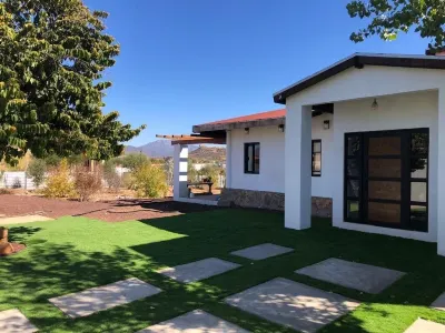 Villa San Rafael En El Valle de Guadalupe, Bc فنادق في 