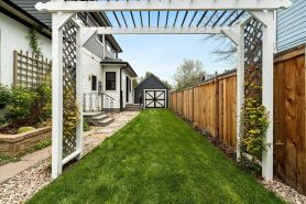 Lola House! Cozy Comfort, Prime Old Town Location