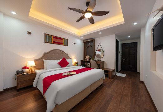 3. 하노이 릴리안 ..