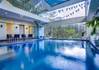 Le Monet Hotel