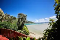 Under Milkwood Resort - Romantic