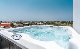 Gray Door Apartments - Adults Only