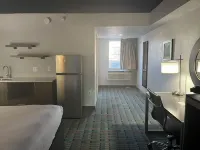 Studio 6 Amarillo, TX West Medical Center Hotels near Paramount Park