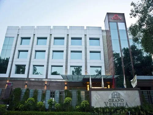 Venizia Sarovar Portico - 4 estrellas