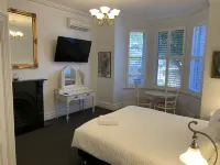 Arundel's Boutique Accommodation Hotels in Fremantle
