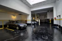 Hotel Internacional - parking