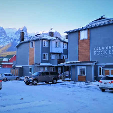 Canadian Rockies Chalets