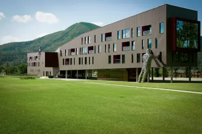 Miura Hotel Hotels near Prosper Golf Resort Celadna