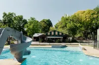 Tasman Holiday Parks - South Bright - Pool