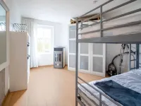 Holiday Home in Stavele with Terrace Hotels near Sint-Audomaruskerk Beveren aan den IJzer