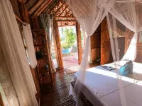 Tongo Hill Cottages