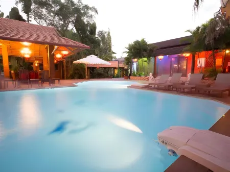 Hoa de Nhat Resort Dong Nai Отели в г. Nhon Trach District