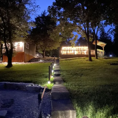 Paradise Cove on the Lake with Dock and Firepit - 7 miles to the Ark!