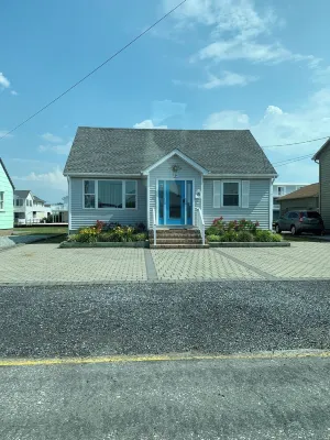 Fenwick Island Beach Cottage 15 W Essex, Pet Friendly, Boat Dock, Kayaks & More