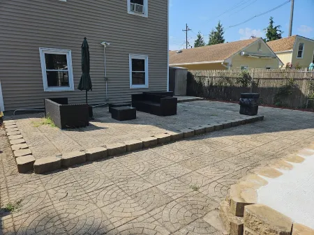 Enjoy this spacious 1 st floor Guest House "Serenity" near all the attractions.