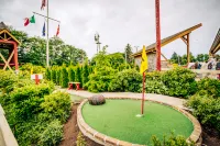 Spacious Great Room and Family Fun Amenities - Inviting Coastal Haven