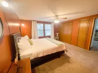 Spacious Kitchen and Proximity to Attractions - Charming Family Retreat