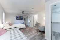 Sunlit Rooms and Outdoor Patio - Delightful Haven