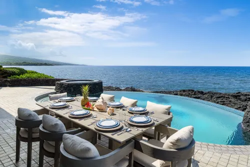 Oceanfront Infinity Pool and Stunning Views - Exquisite Hawaiian Retreat