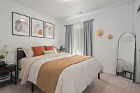 Waterfront Access and Kayaks Included - Stylish Lakeside Retreat