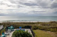 Oceanfront Escape - Elevator, Pool, Hot tub, Internet, Grill