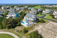 Private Pool and Tower Room Views - Stunning Coastal Oasis