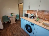 Cozy Downtown Nook Apartment for Rent Hotel dekat Hírös Eper