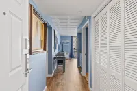 Panoramic Ocean Views and Beach Access - Luxurious Family Haven