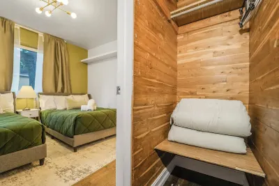 Top rated Miami Getaway with Heated Pool & Games Hôtels à proximité de : Edmond J. Safra Synagogue