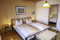 Cozy Apartment in Ruhmannsfelden with Swimming Pool Hotels in Achslach