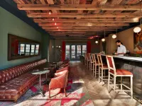 Rooms Hotel Tbilisi Отели рядом с достопримечательностью «Вера»