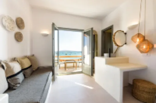Kiano Suites Paros