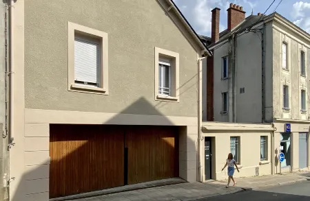 Five Resort Cholet Centre Отели в г. Бопрео-ан-Мож