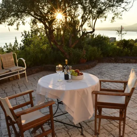 Verga Apartments & Suites