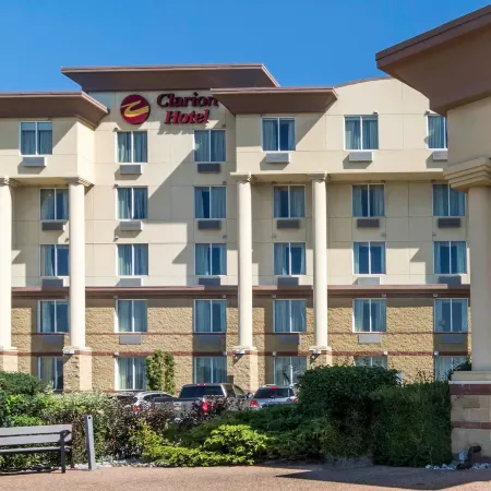Clarion Hotel & Conference Center Sherwood Park