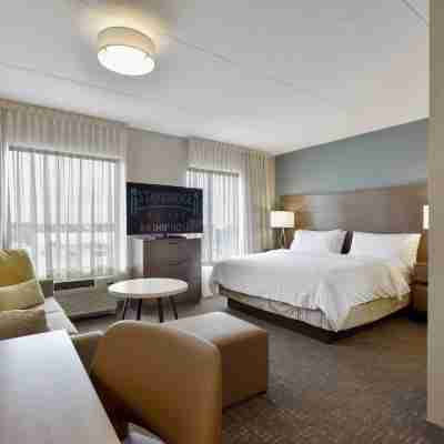 Staybridge Suites Waterloo - ST. Jacobs Area Rooms