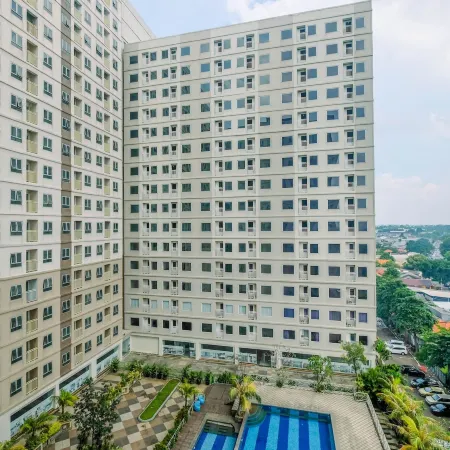 Minimalist & Comfy 2Br @ Titanium Square Apartment Отели рядом с достопримечательностью «Торговый центр Cibubur Junction»