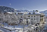 Upside down Town Hotel-Neue Post のホテル