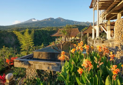 린자니 산 인근 자연 풍경