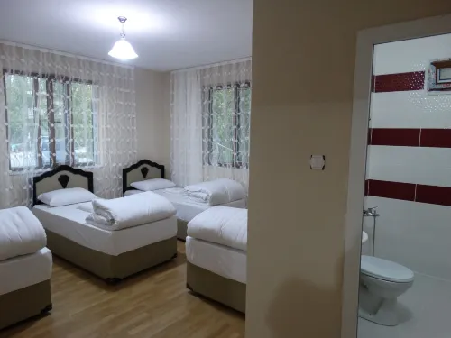Taurus Guest House - 2-Star