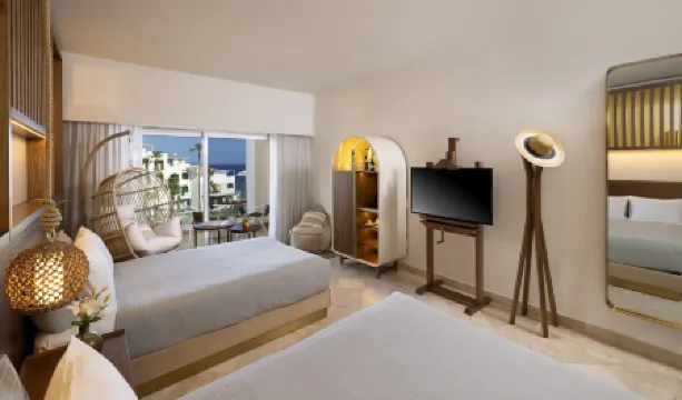 ME Cabo by Meliá – Adults Only