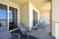 Grand Panama Beach Resort by Book That Condo