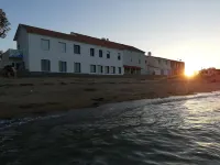 Centre l'Estran Hotels in Prefailles